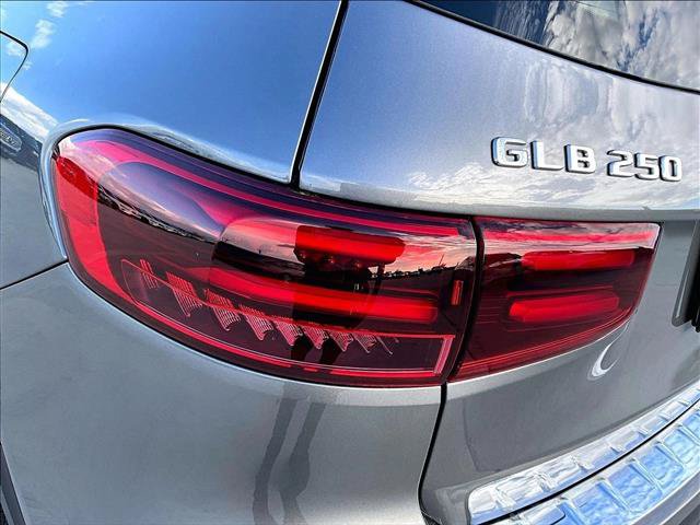 New 2026 Mercedes-Benz GLB 250 image 27
