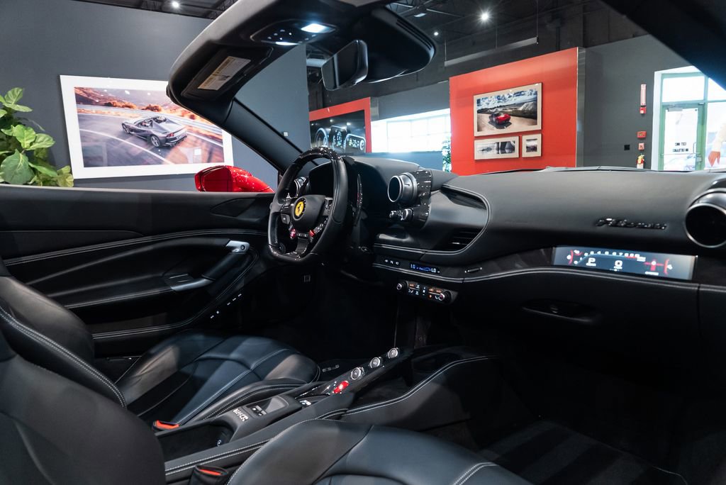 Certified 2023 Ferrari F8 Tributo RWD image 38