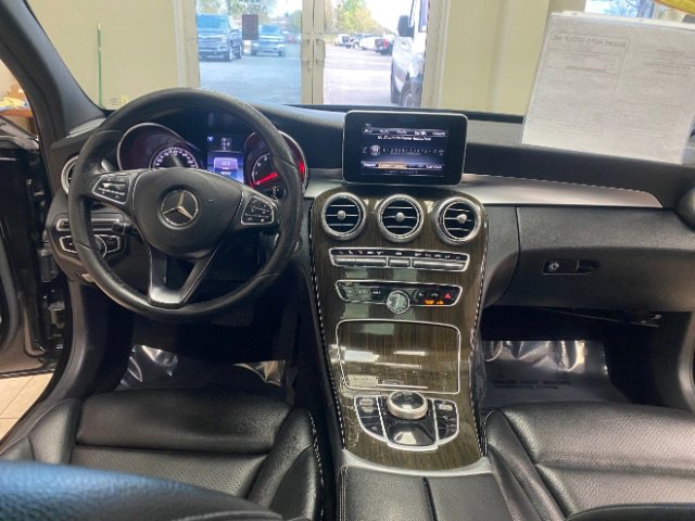 Used 2018 Mercedes-Benz C 300 Sedan image 21