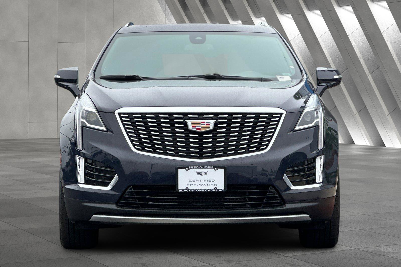 Certified 2025 Cadillac XT5 Premium Luxury image 9