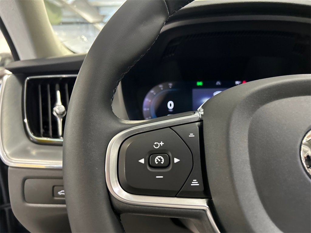 Certified 2023 Volvo XC60 B5 Core w/ Climate Package image 13