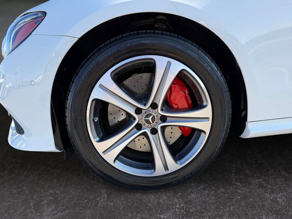 Used 2018 Mercedes-Benz E 400 4MATIC Cabriolet image 9