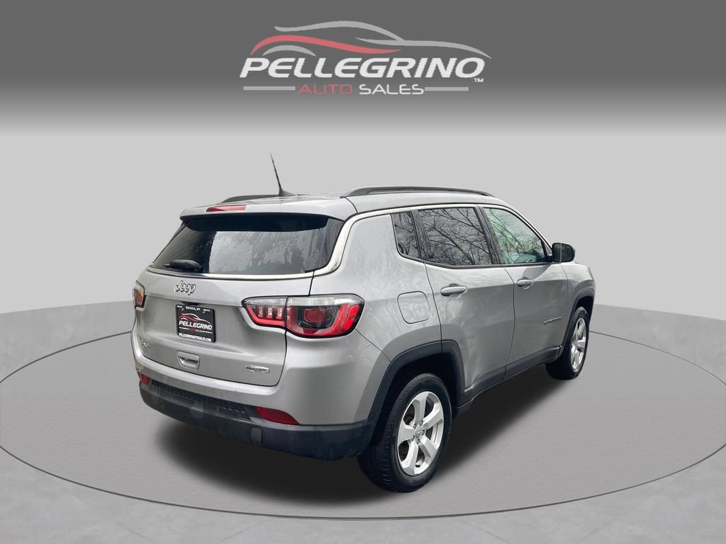 Used 2019 Jeep Compass Latitude AWD/4WD image 7