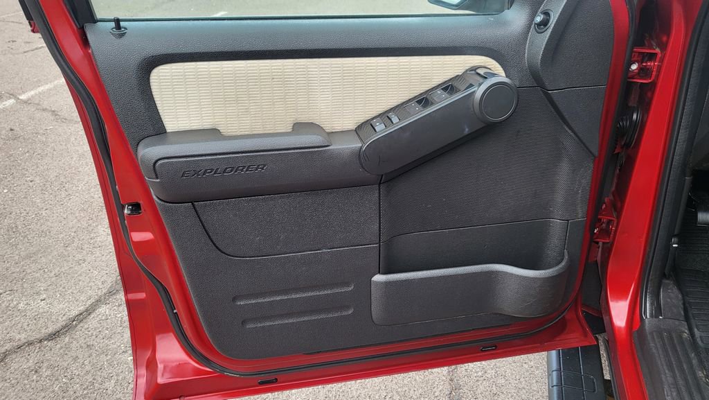 Used 2008 Ford Explorer Sport Trac XLT RWD image 23