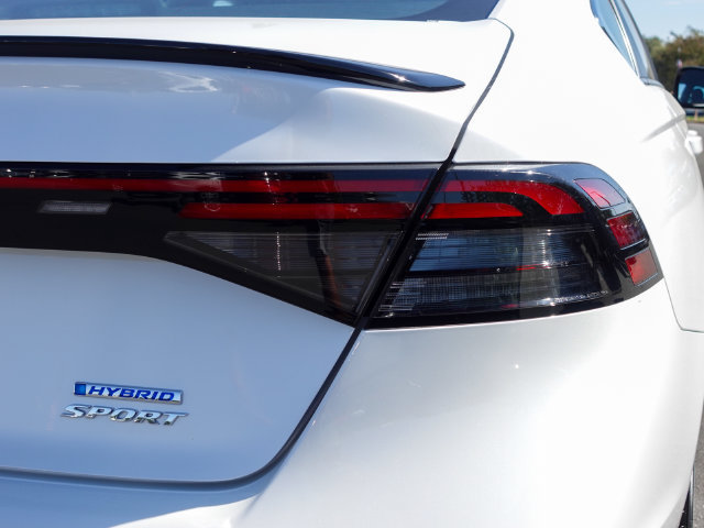Used 2025 Honda Accord Sport image 6