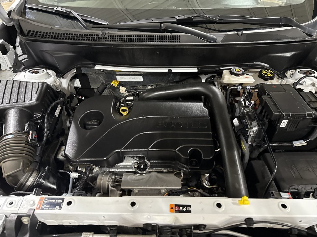 Used 2023 Chevrolet Equinox LT w/ LPO, Floor Liner Package FWD image 24