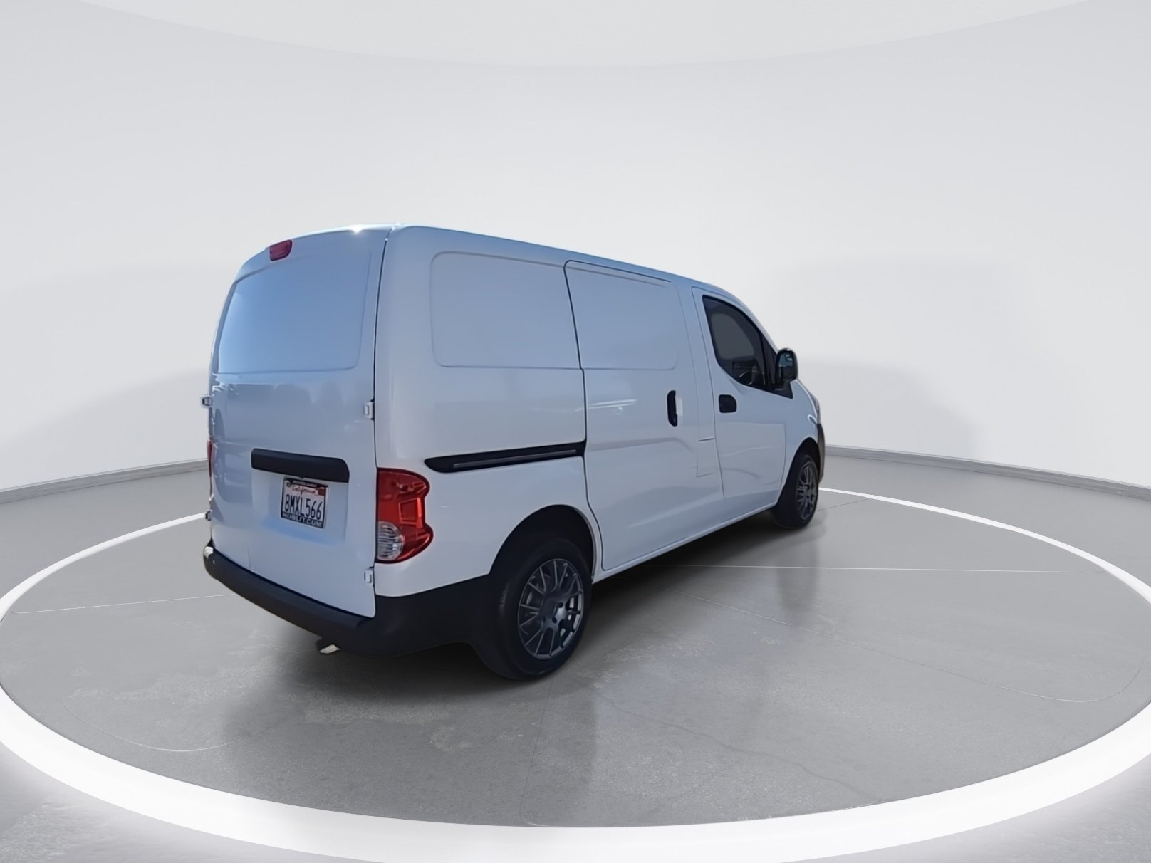 Used 2019 Nissan NV200 S FWD image 5