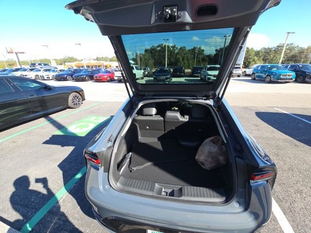 Used 2024 Toyota Prius XLE image 16