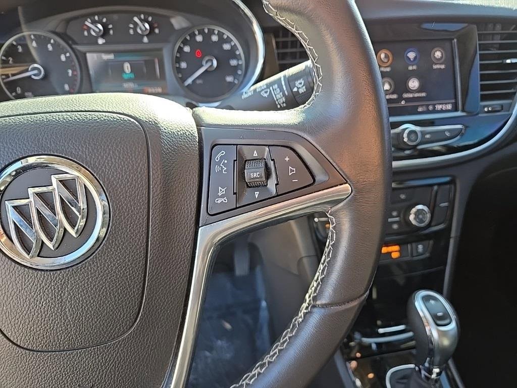 Used 2022 Buick Encore Preferred w/ Safety Package II image 26