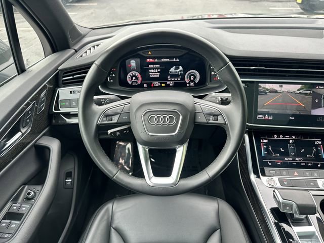 Used 2022 Audi Q7 3.0T Premium Plus w/ Premium Plus Package AWD/4WD image 14