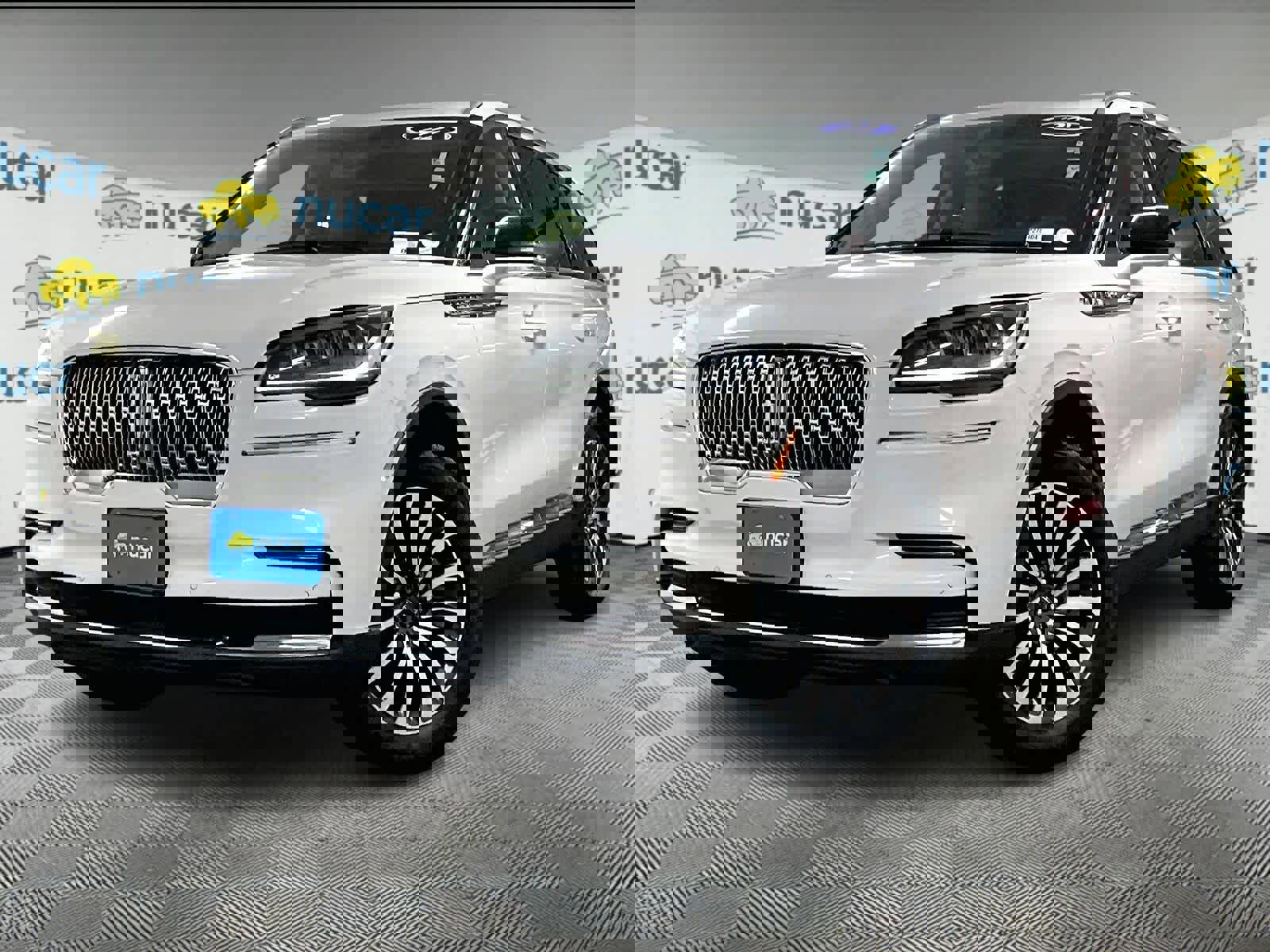 Used 2022 Lincoln Aviator Reserve w/ Elements Package Plus image 3