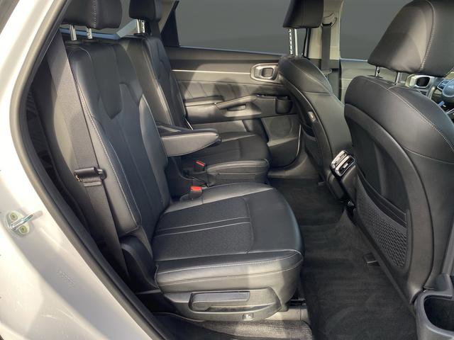 Certified 2022 Kia Sorento SX image 38