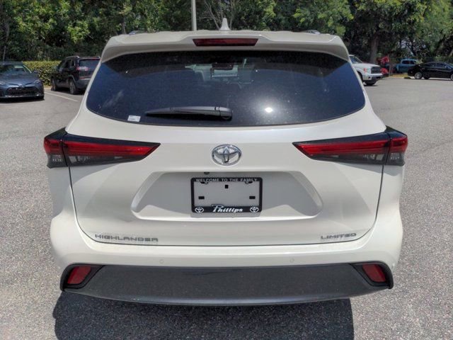 Used 2021 Toyota Highlander Limited image 5