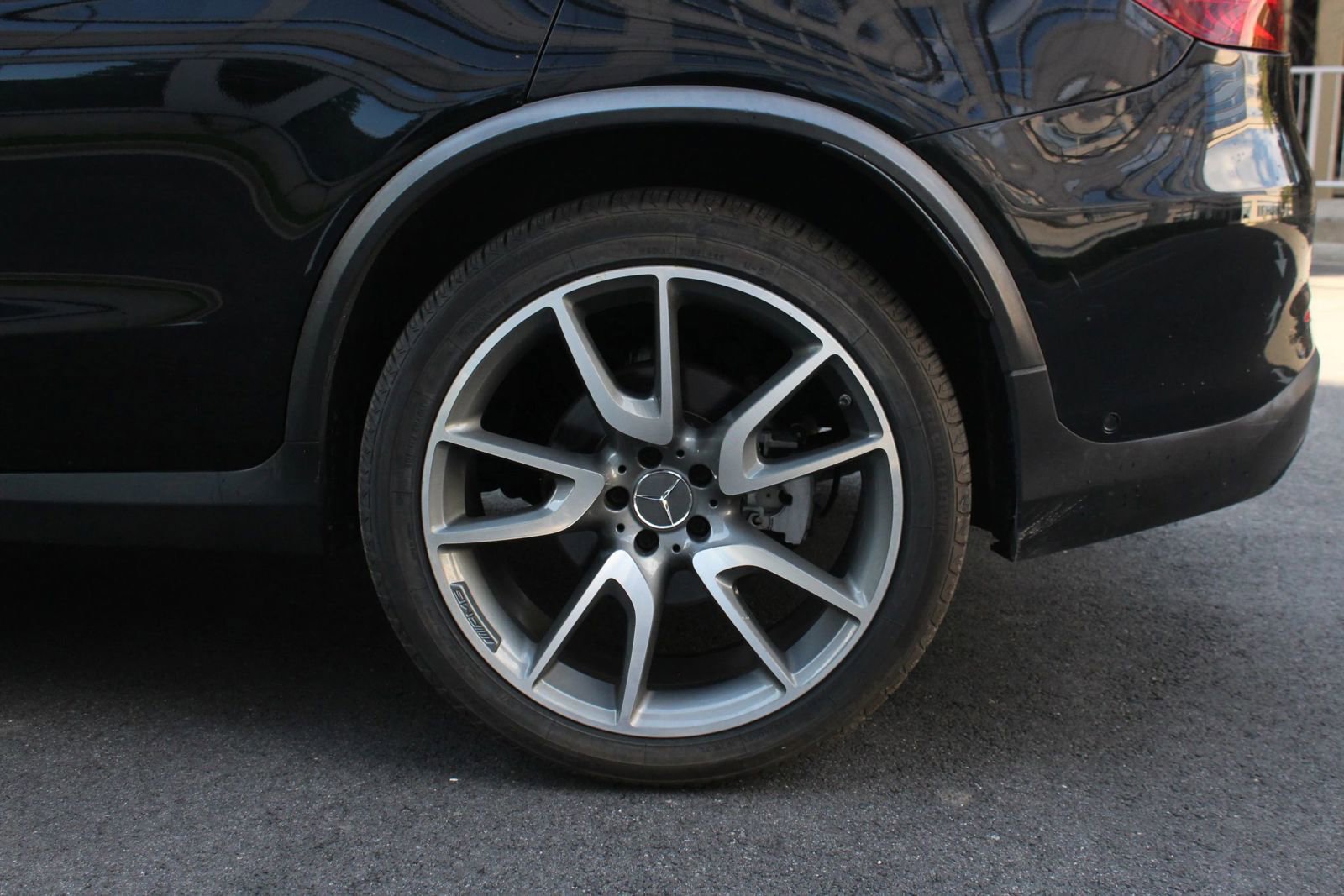 Used 2019 Mercedes-Benz GLC 43 AMG 4MATIC image 10