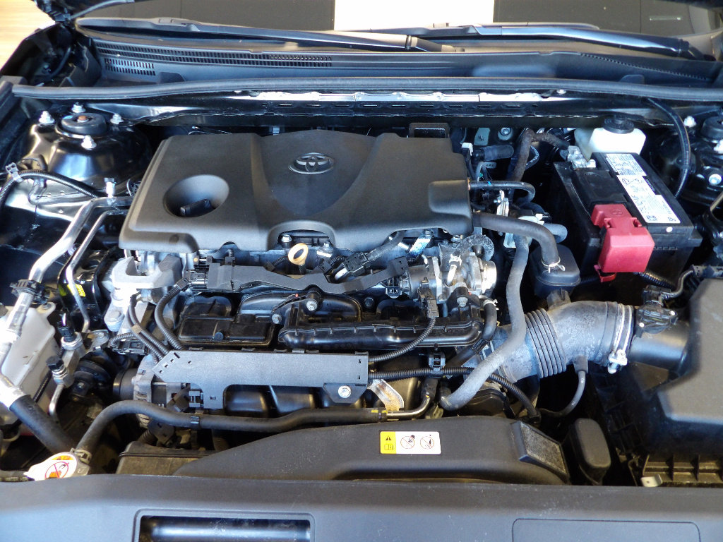 Used 2024 Toyota Camry SE AWD/4WD image 12