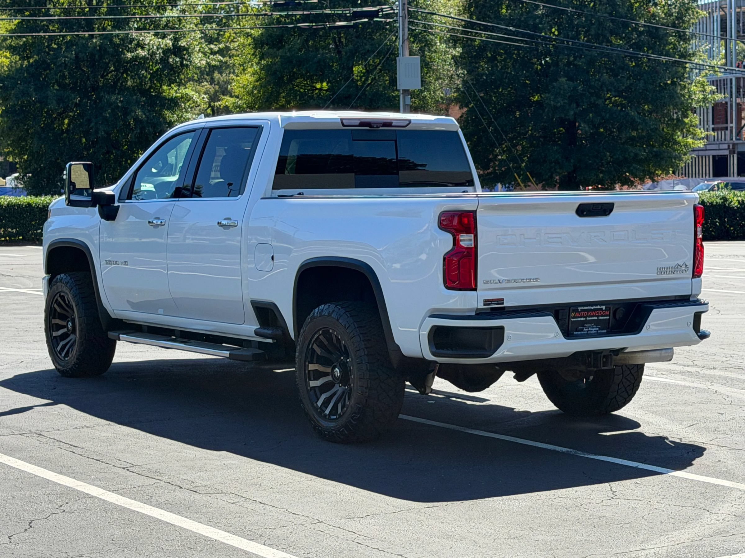 Used 2020 Chevrolet Silverado 2500 High Country w/ Technology Package AWD/4WD image 8