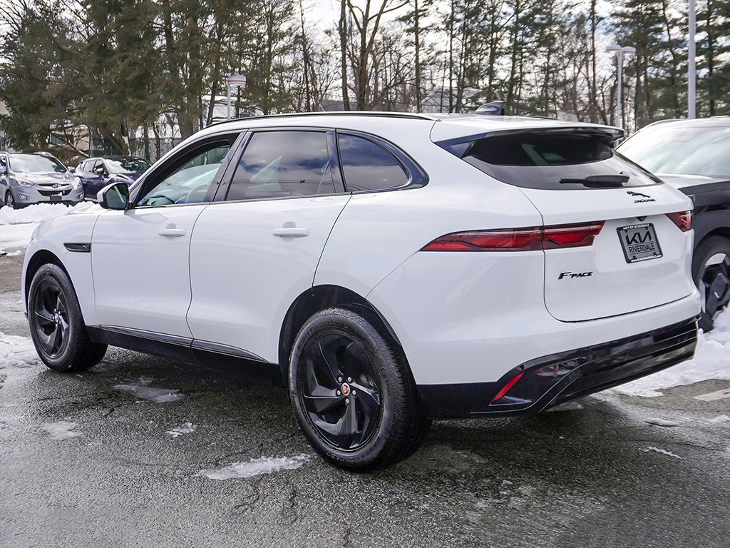 Used 2022 Jaguar F-PACE S image 10