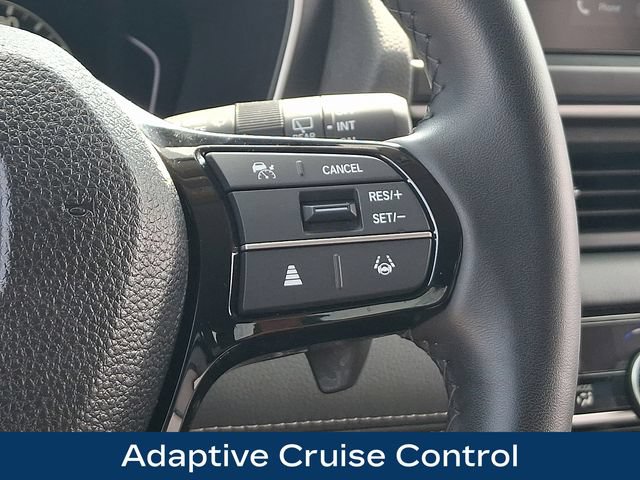 Used 2025 Honda Pilot EX-L image 8