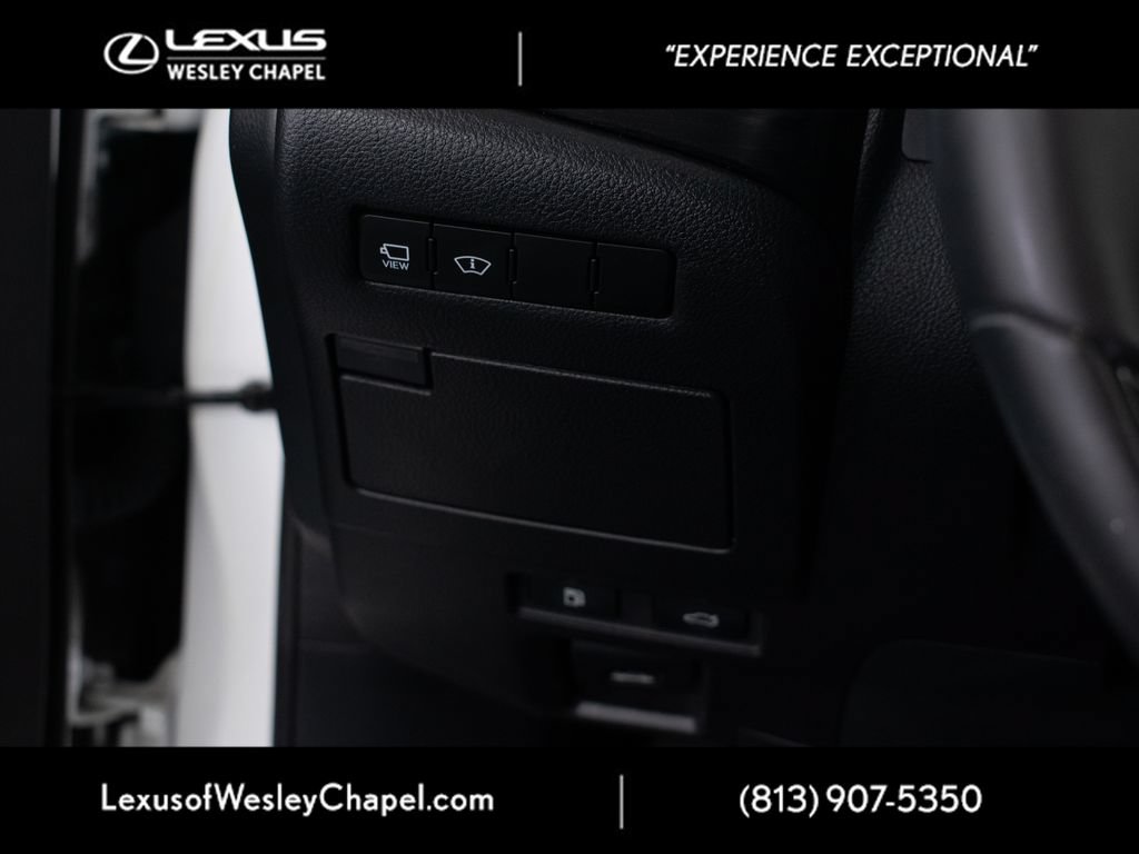 Used 2021 Lexus ES 300h Ultra Luxury w/ Accessory Package 2 FWD image 38