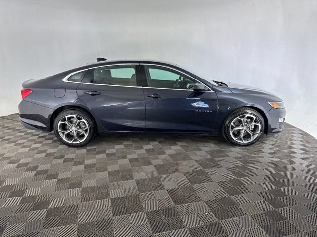 Used 2023 Chevrolet Malibu LT FWD image 4