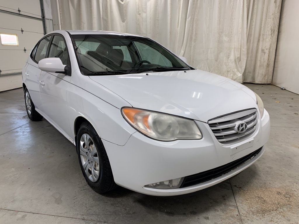 Used 2010 Hyundai Elantra GLS FWD image 13