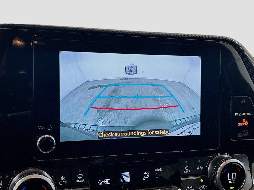Used 2025 Toyota Highlander XSE AWD/4WD image 11