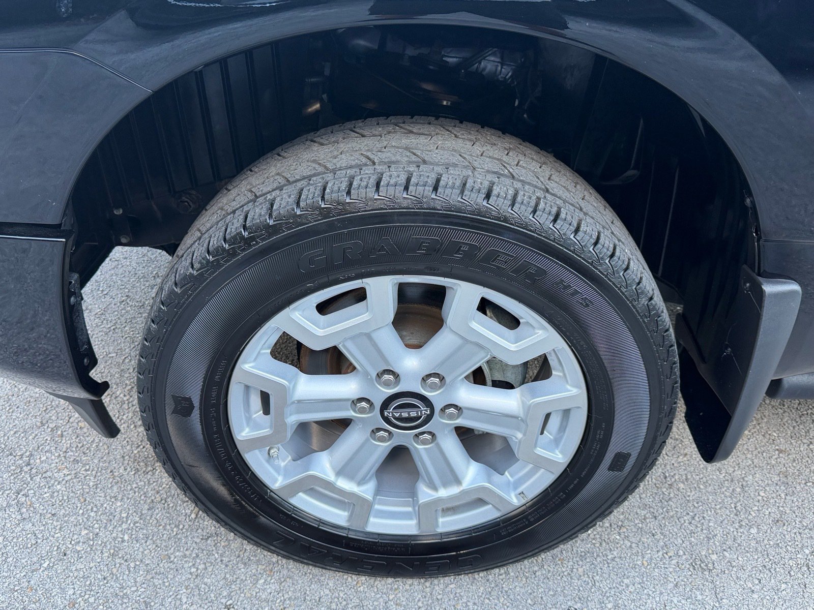 Certified 2024 Nissan Titan SV w/ SV Convenience Package AWD/4WD image 19