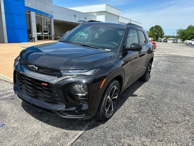 Used 2023 Chevrolet TrailBlazer RS w/ Convenience Package FWD image 2
