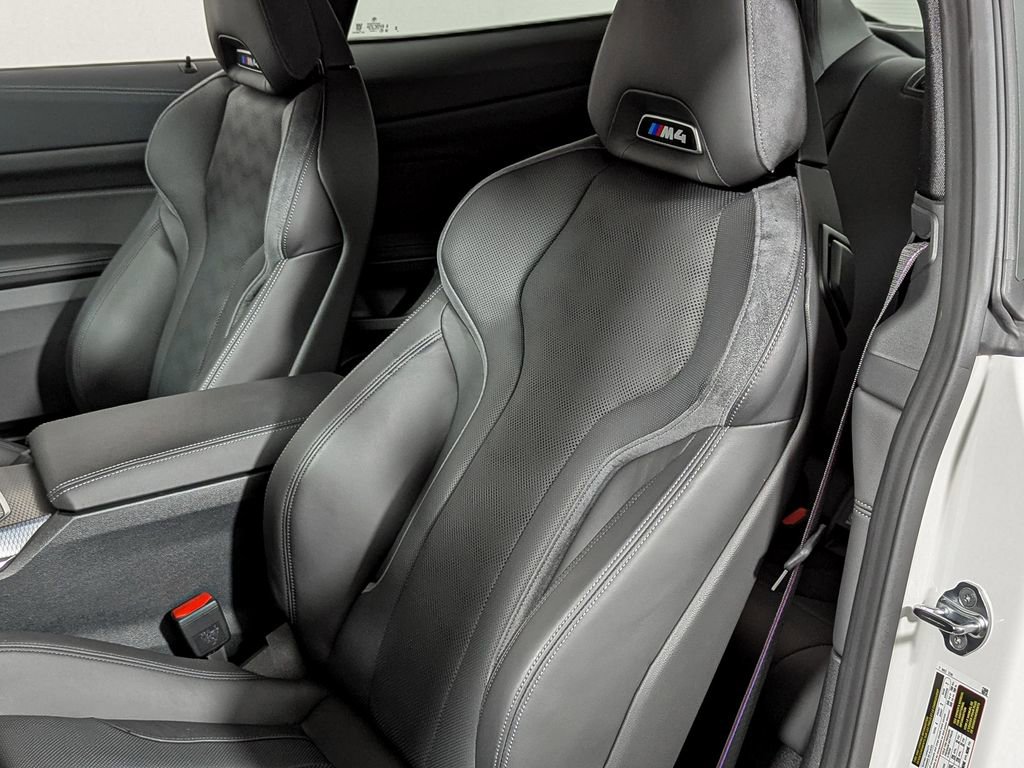 Used 2025 BMW M4 xDrive Competition w/ Executive Package image 21