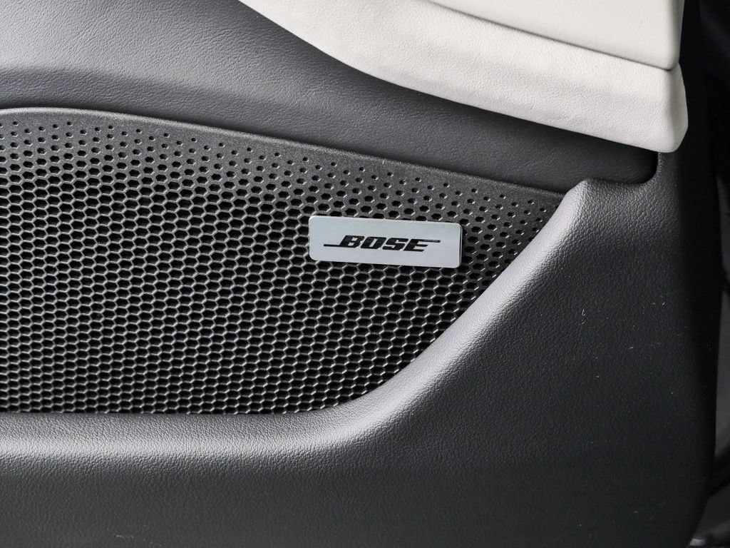 New 2026 Porsche Taycan RWD image 7