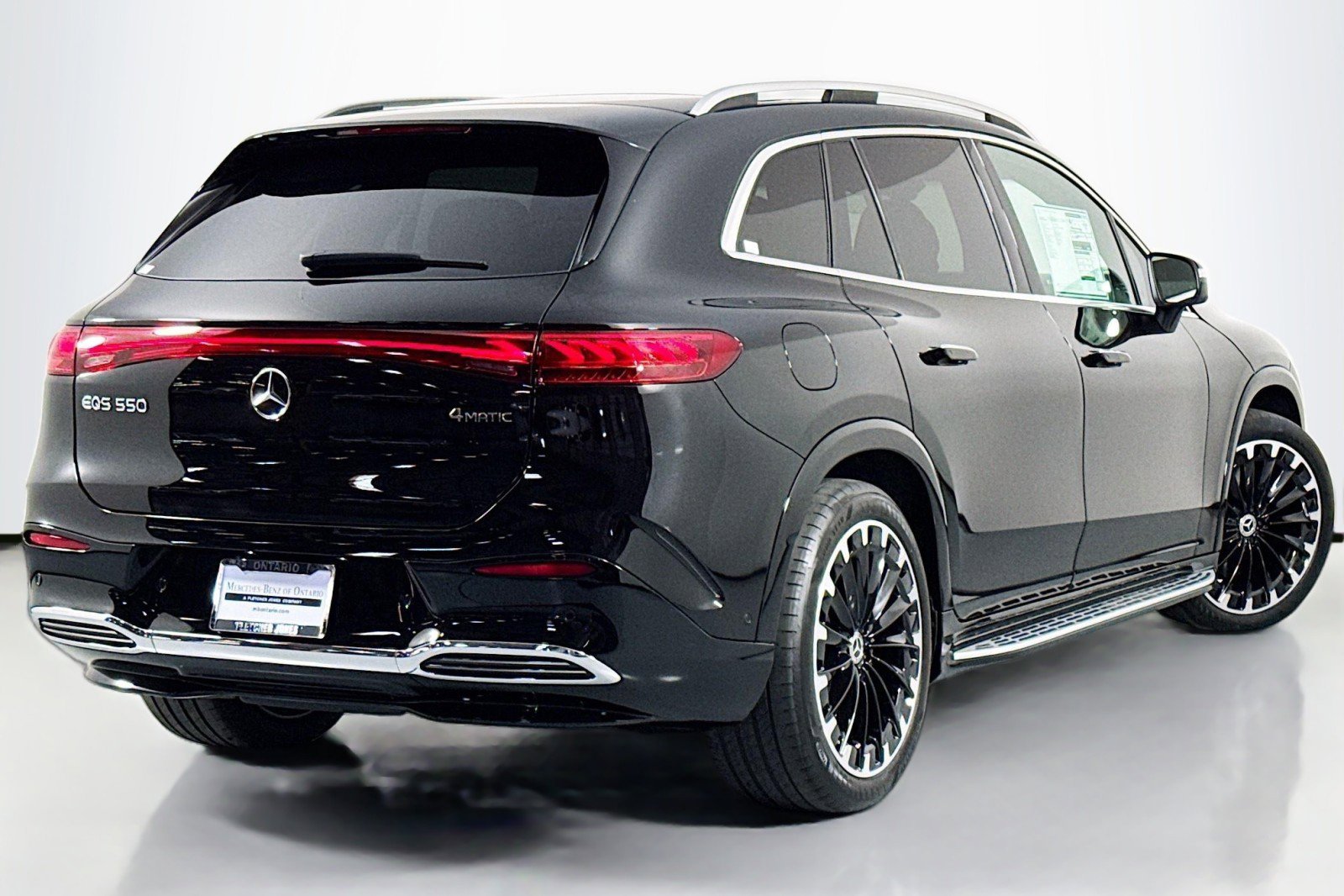 New 2026 Mercedes-Benz EQS 550 4MATIC SUV image 11