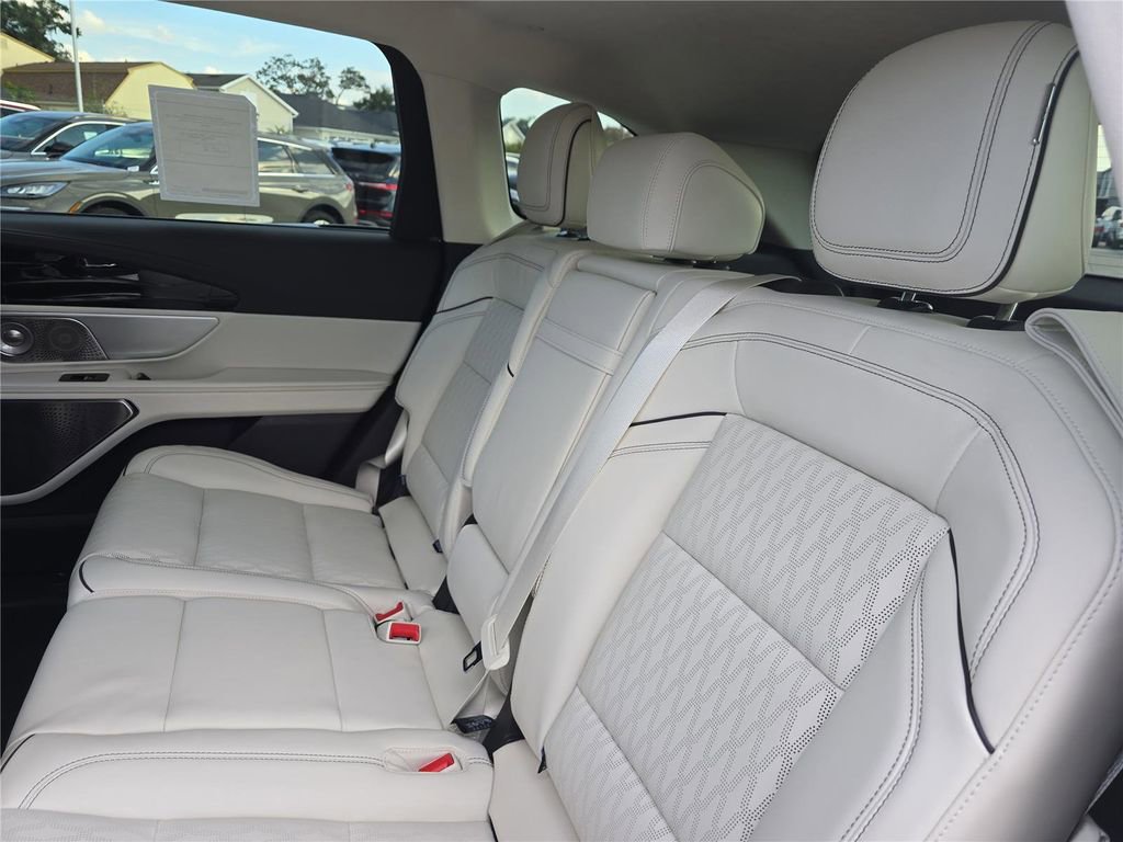 New 2026 Lincoln Nautilus Black Label image 11