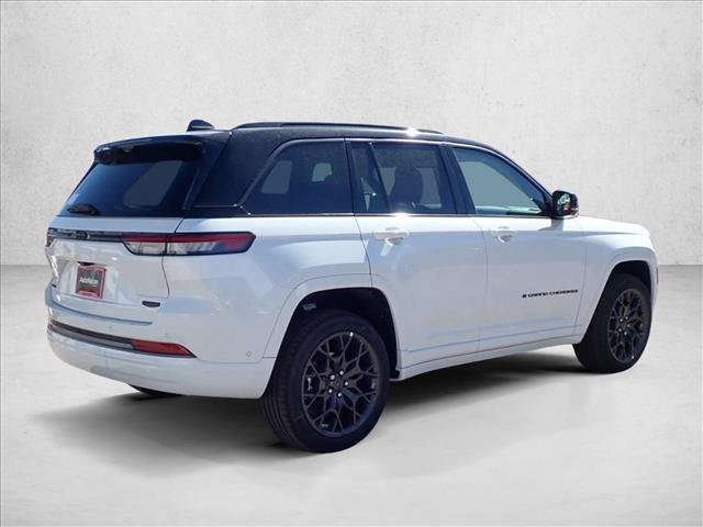 New 2027 Jeep Grand Cherokee Summit AWD/4WD image 4