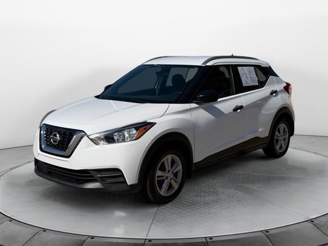 Used 2019 Nissan Kicks S FWD image 7