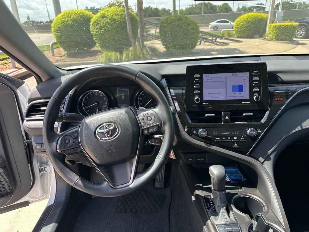 Used 2024 Toyota Camry SE FWD image 27