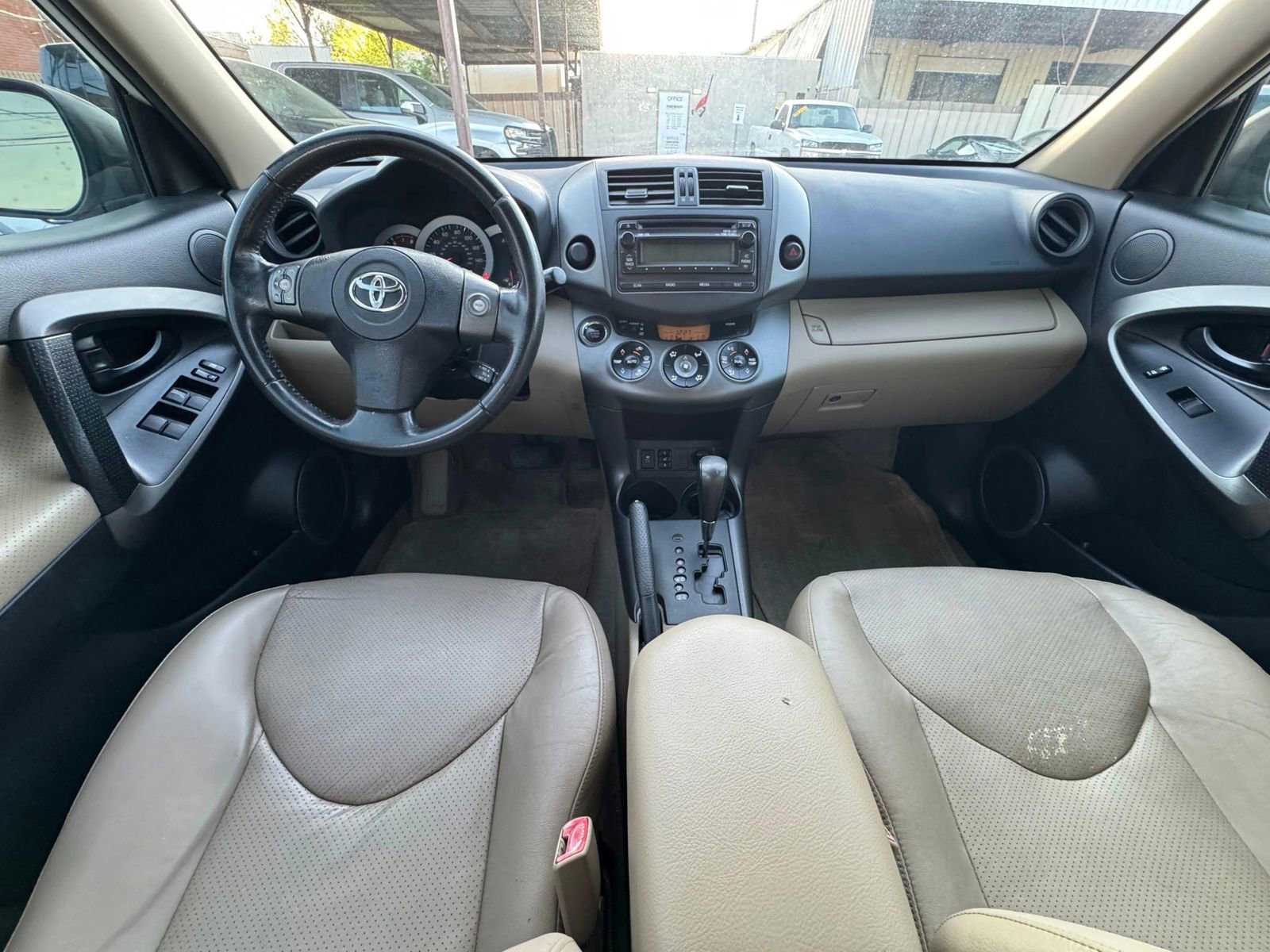 Used 2012 Toyota RAV4 Limited w/ Premium Plus Value Pkg image 9