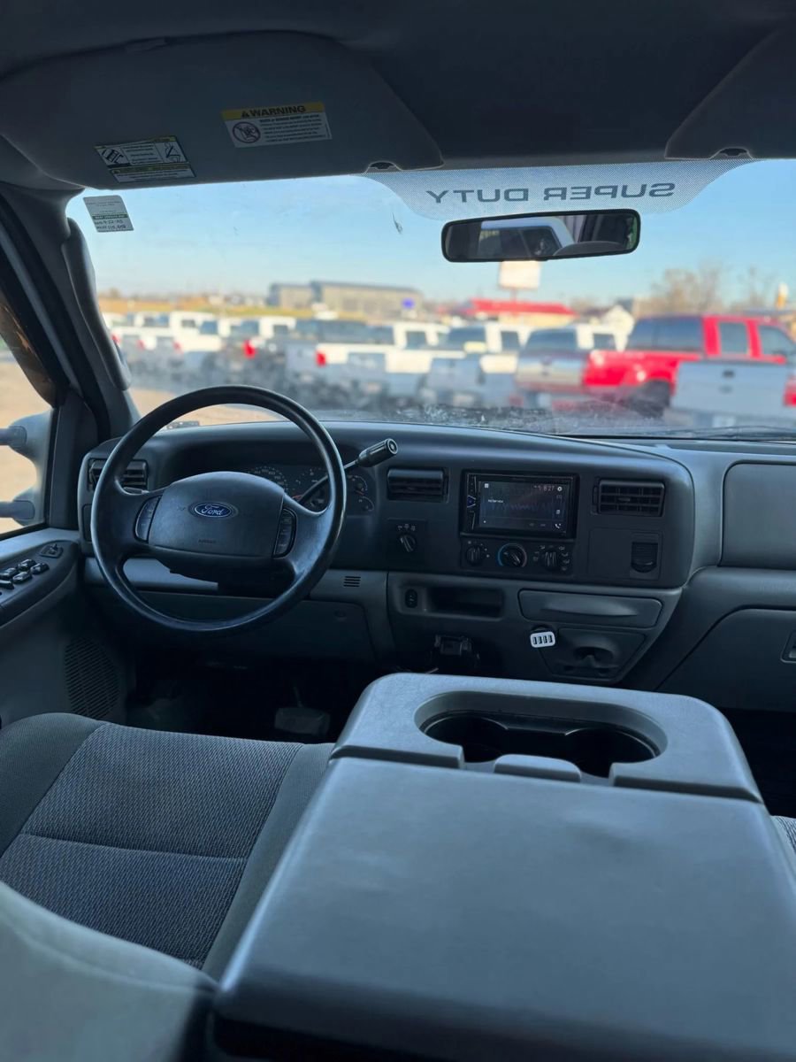 Used 2003 Ford F350 XLT image 16