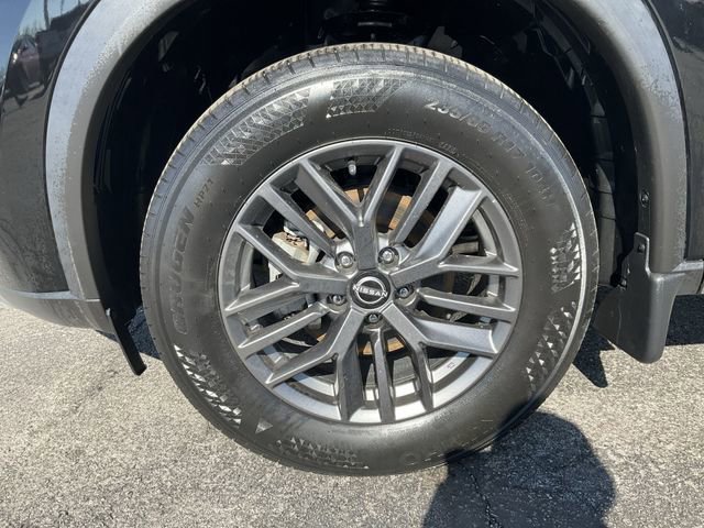 Certified 2023 Nissan Rogue S image 9