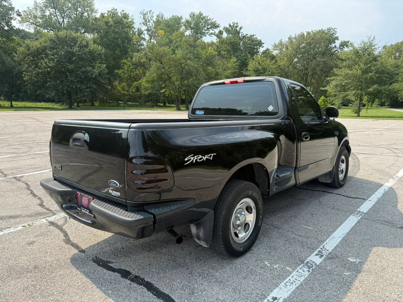 Used 2003 Ford F150 XL RWD image 4