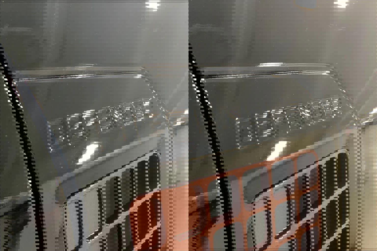 Used 2021 Land Rover Defender 110 image 9