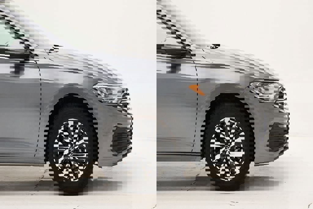 Used 2024 Volkswagen Jetta S image 3