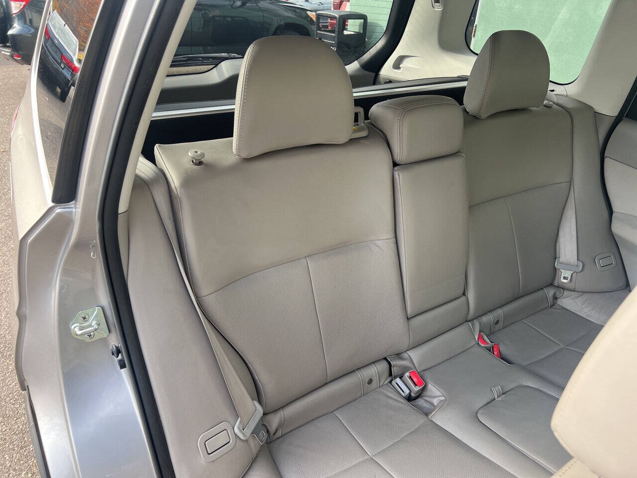 Used 2011 Subaru Forester 2.5X Limited AWD/4WD image 13