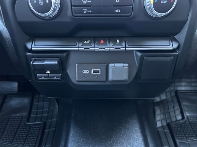 Used 2022 GMC Sierra 2500 Pro w/ Convenience Package image 18