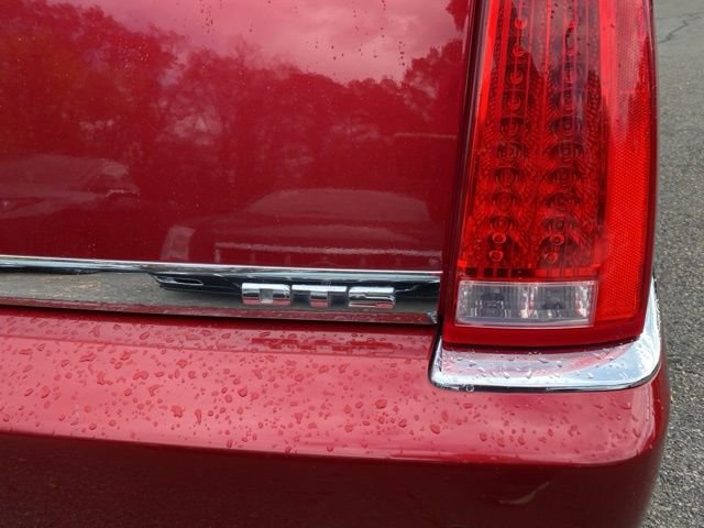 Used 2011 Cadillac DTS Luxury image 5