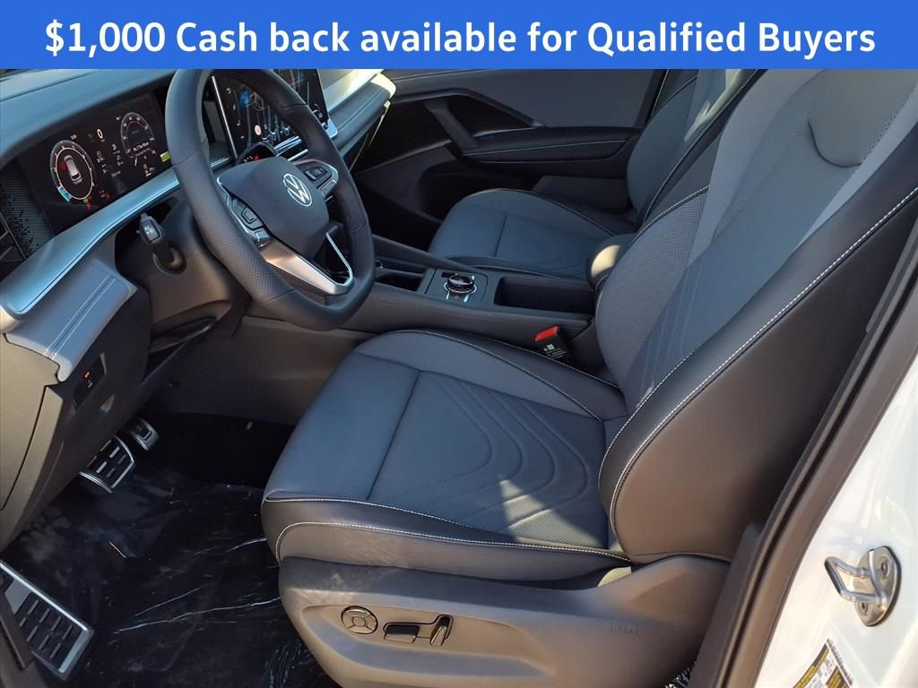 New 2026 Volkswagen Tiguan SE R-Line image 16