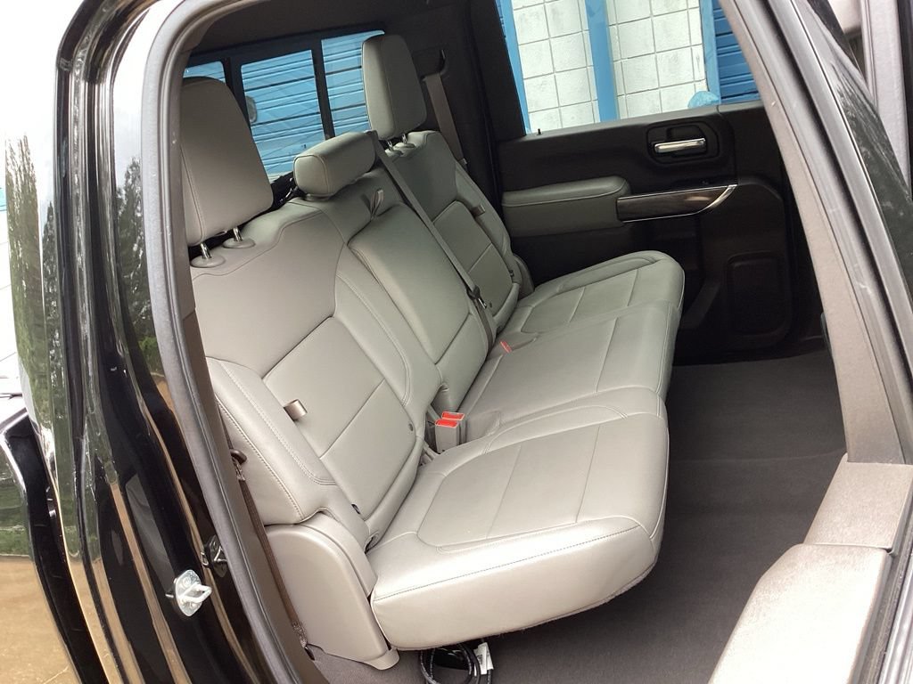 Used 2022 Chevrolet Silverado 2500 LTZ AWD/4WD image 47