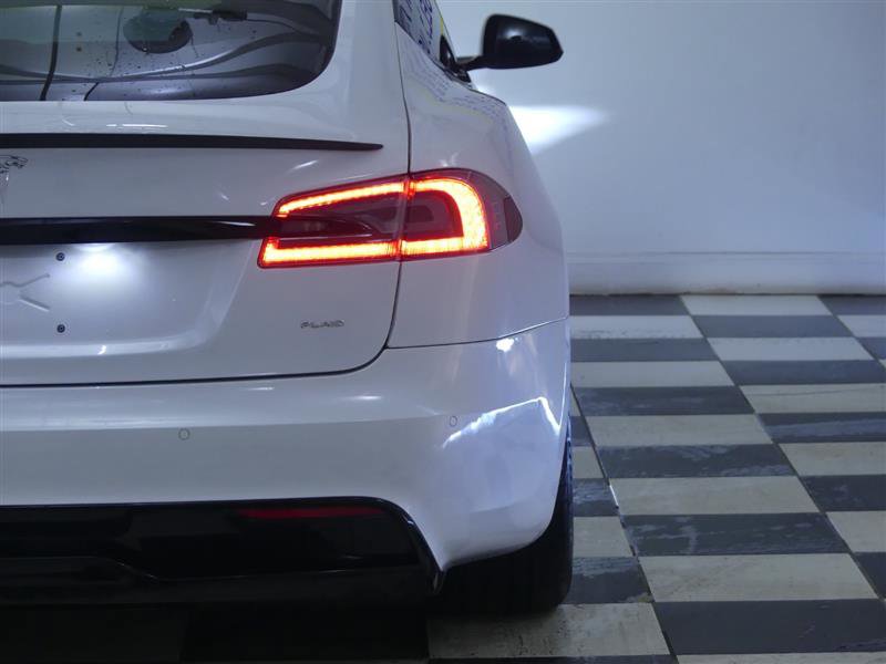 Used 2021 Tesla Model S Plaid image 27