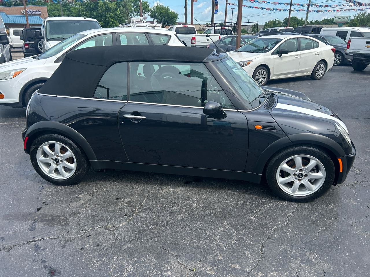 Used 2008 MINI Cooper Convertible FWD image 5