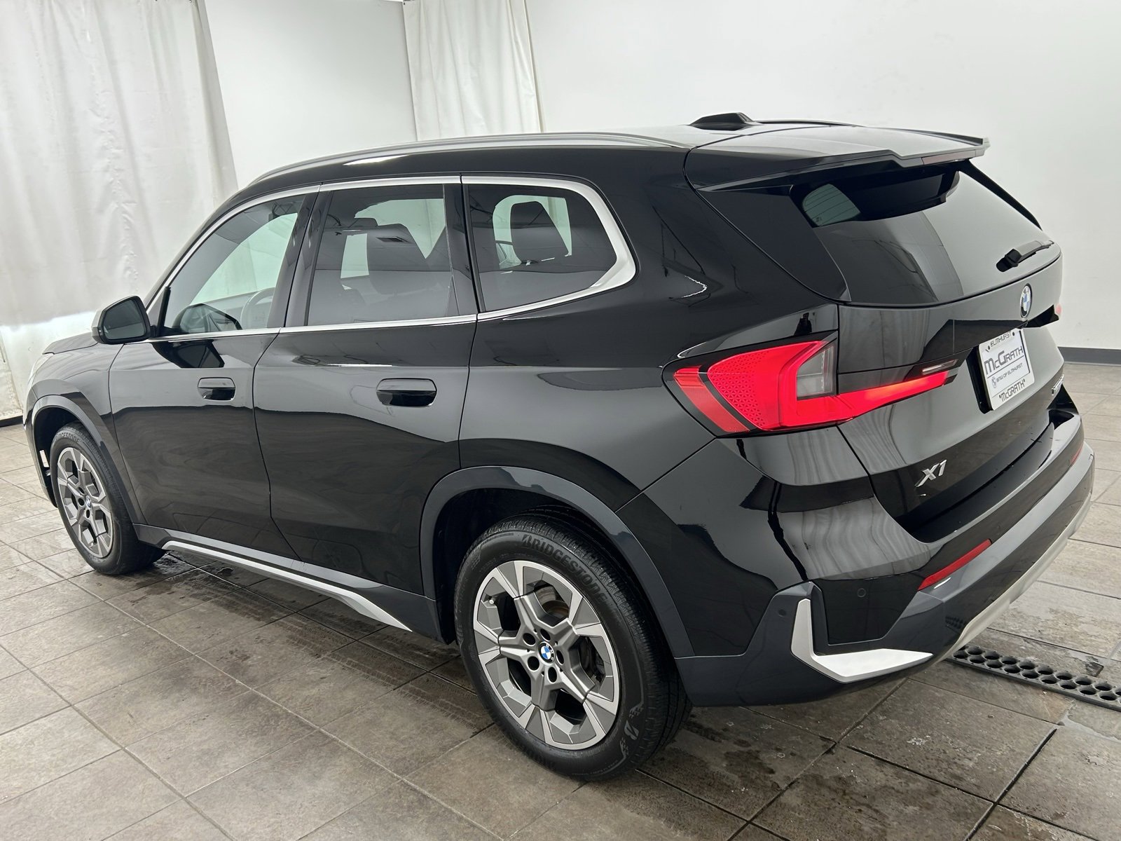 Used 2023 BMW X1 xDrive28i w/ Convenience Package image 3