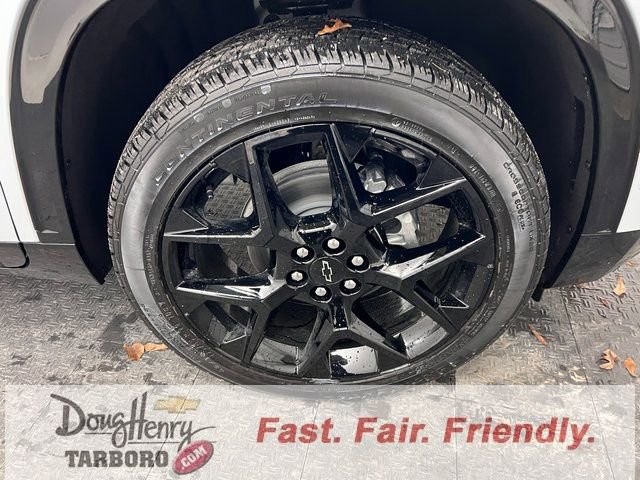 New 2026 Chevrolet Traverse RS w/ LPO, Floor Liner Package FWD image 19
